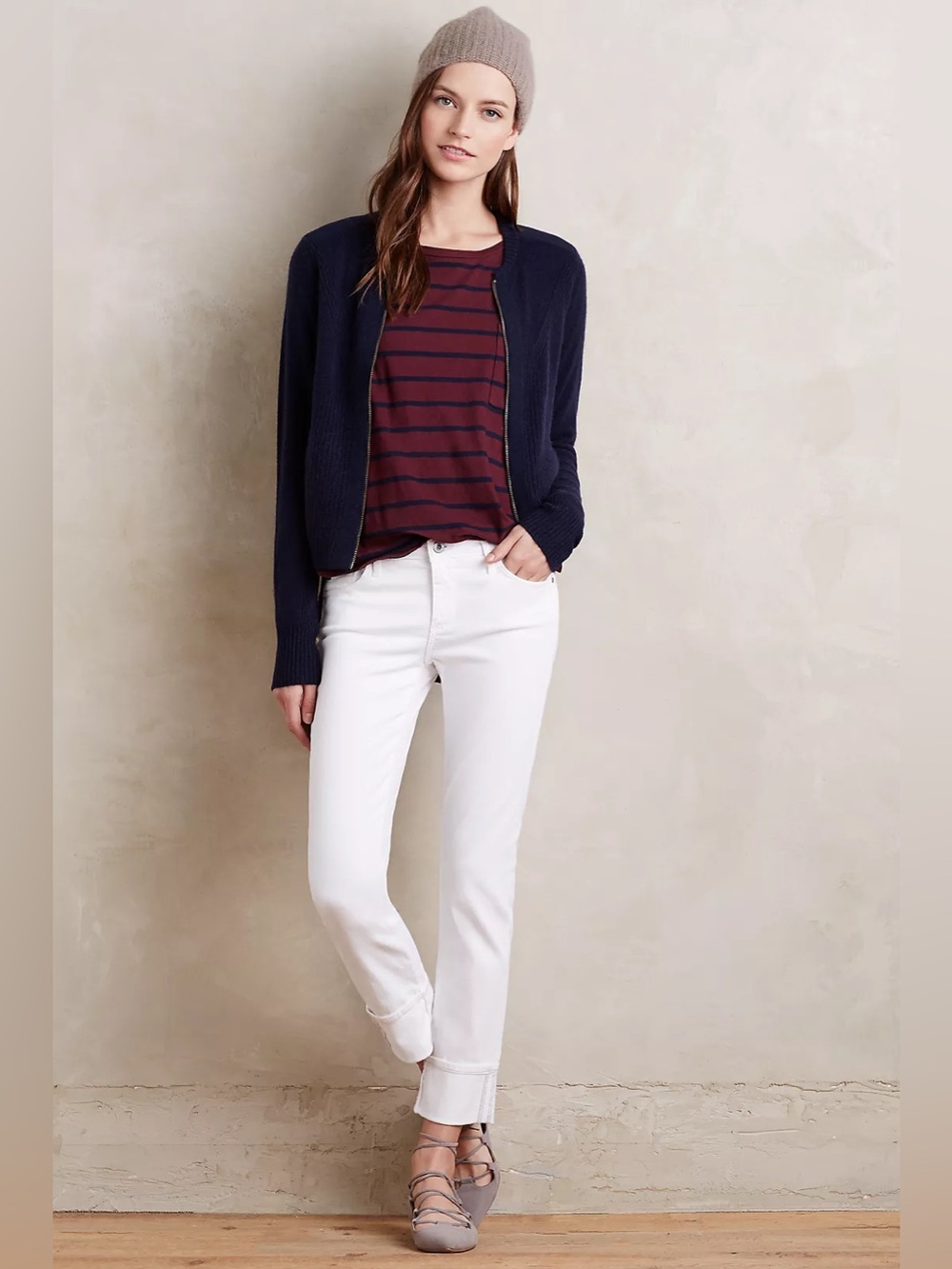 AG "The Stevie Cuff" Low-Rise Slim Straight White Jeans (28)